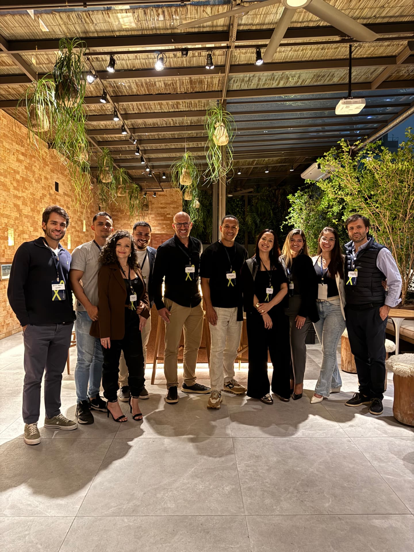 Networking entre convidados em evento Kamino